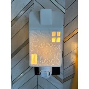 Scentsy Mini Wax Warmer TAKE ME HOME 🏡White CERAMIC